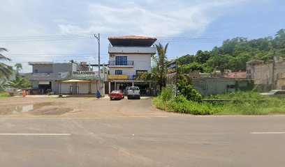 Central Moto Partes (La Peñita)