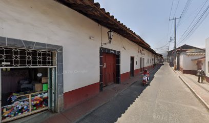 Negocio Maison Du Velo Refacciones Y Accesorios De Bicicletas
