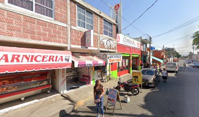 Refaccionaria De Motos Y Papelería
